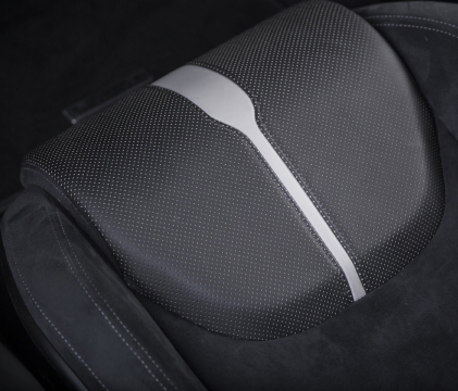 siège auto renault dans le garage schlaeppi à huriel 03